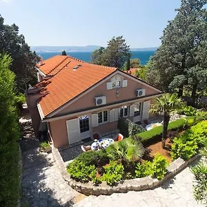 Stefi Novi Vinodolski